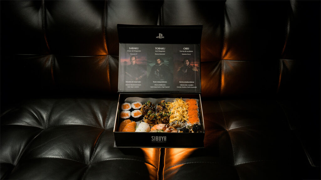 PlayStation España y Sibuya Urban Sushi Bar se unen para lanzar la ronin box con motivo del juego Rise of the Ronin - TREND Pixel Agency | Agencia de Marketing de Influencers Gamers ronin box